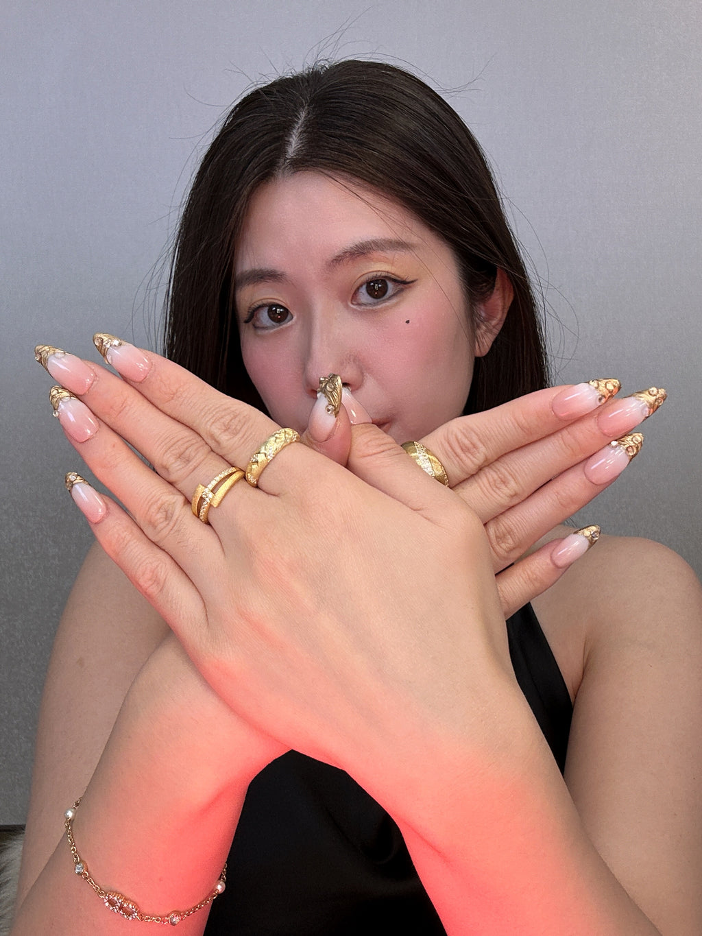 QModa 25-12S-2S，S-URBAN SILENCE COLLECTION-Gilded Restraint, 100% hand made craft press on nails