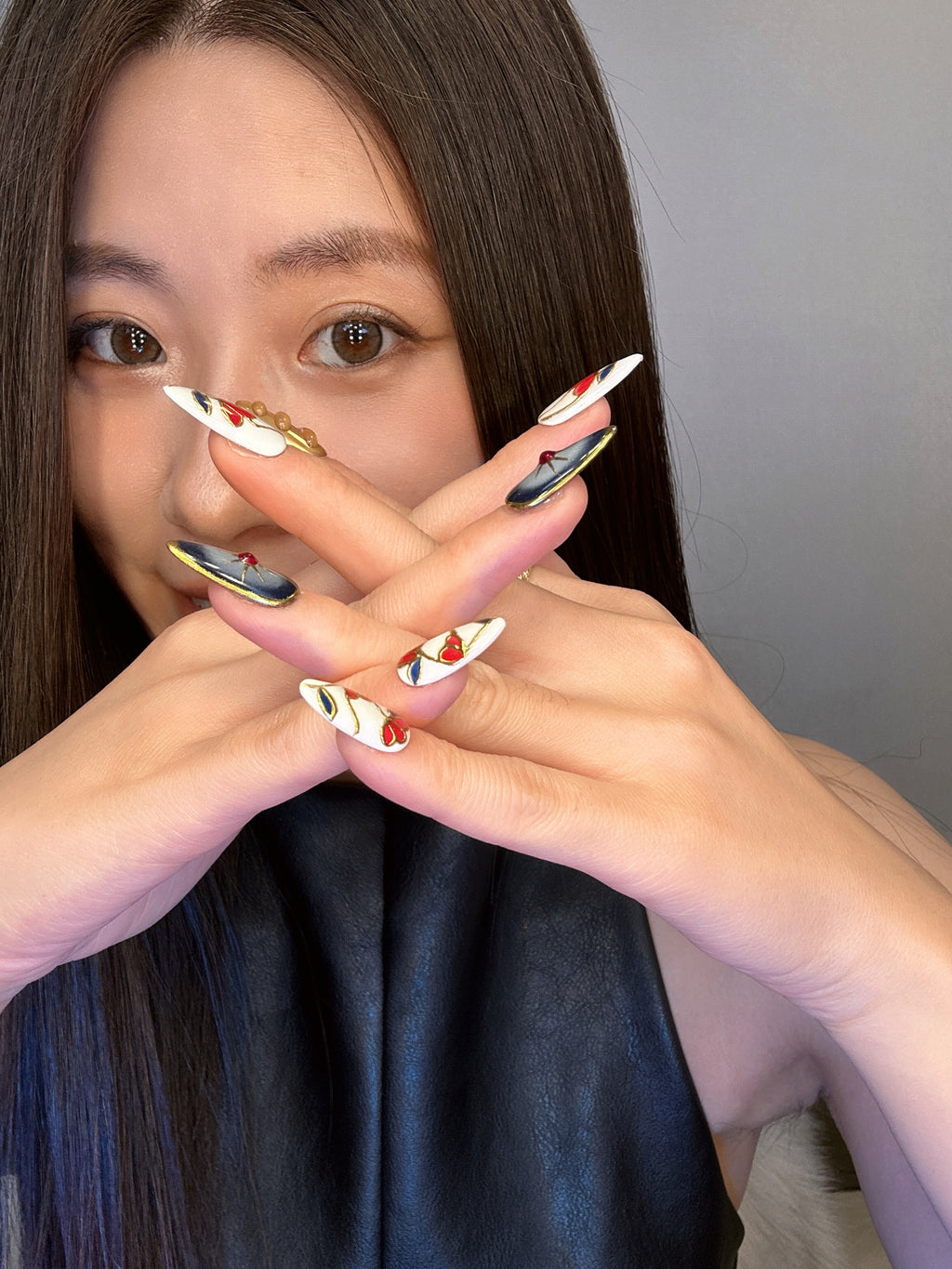 QModa 25-12S-4,PRIVATE SYMBOLS COLLECTION-Hard to Hold, 100% hand made craft press on nails